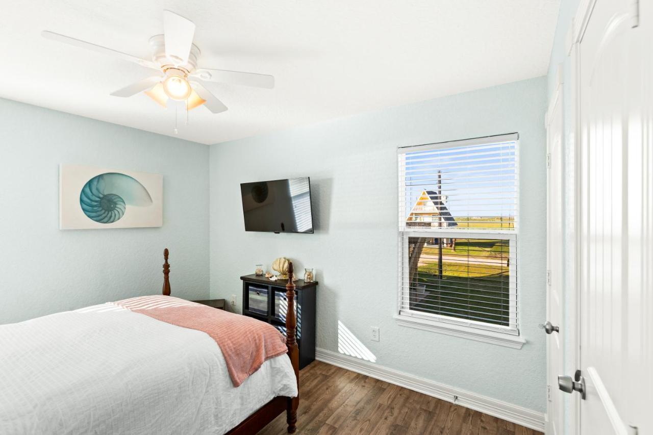 Walk To Beach, Sunset Bay Views, Pet Friendly - Sea Me Relaxin Surfside Beach Zewnętrze zdjęcie